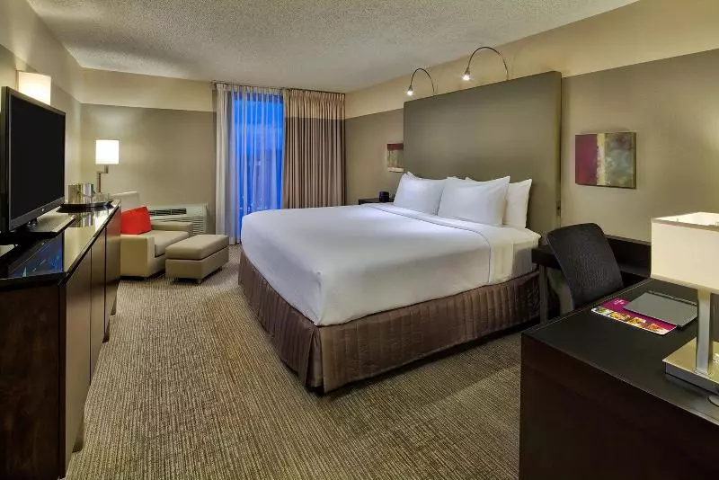 اتاق استاندارد با چشمانداز, Captains Inn