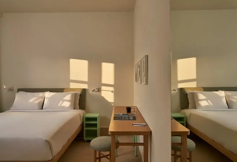 اتاق استاندارد, Captains Inn