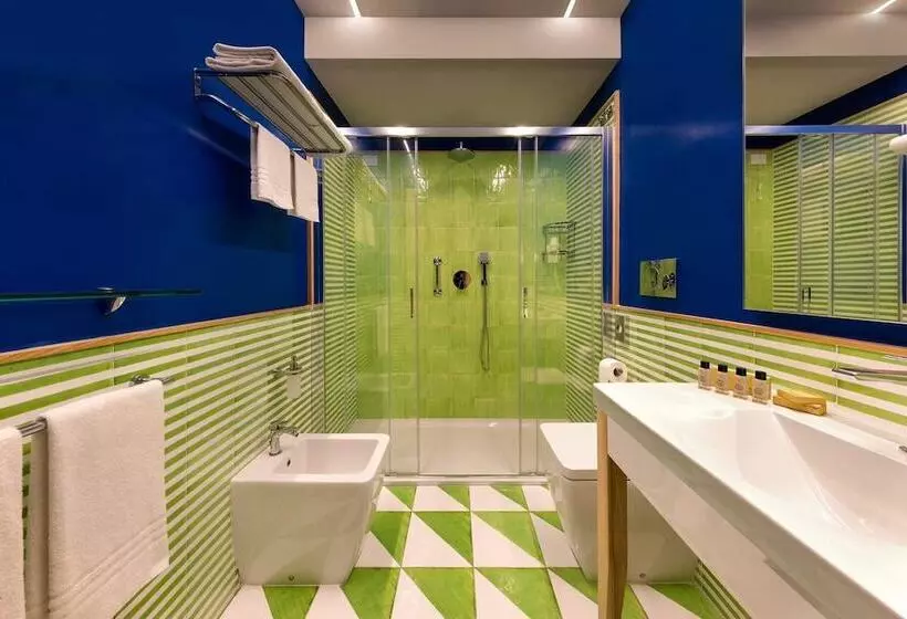 اتاق استاندارد سه نفره, Casa Dominova De Luxe