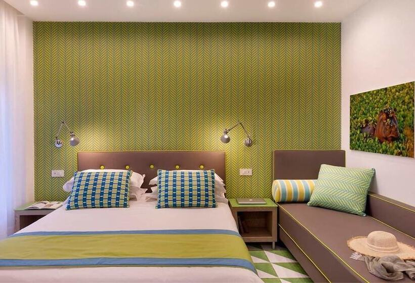 スタンダードトリプルルーム, Casa Dominova De Luxe