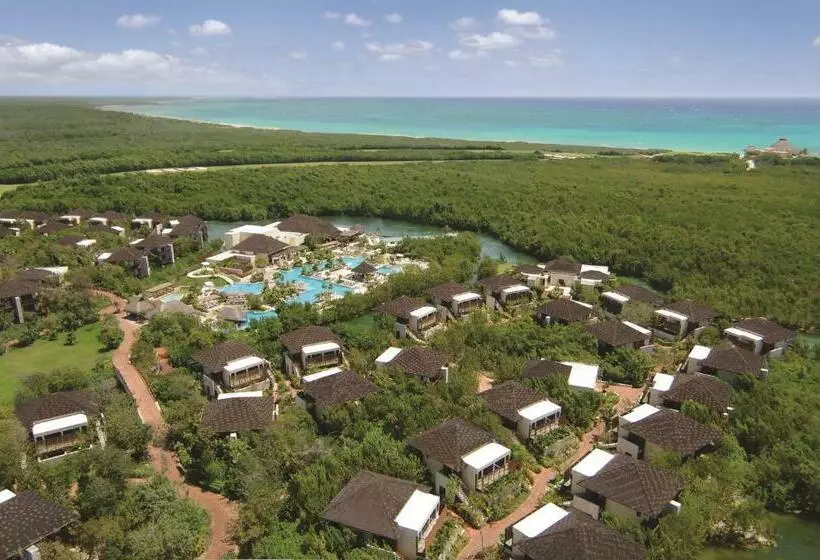 キングサイズベッドのスタンダードルーム, Fairmont Mayakoba