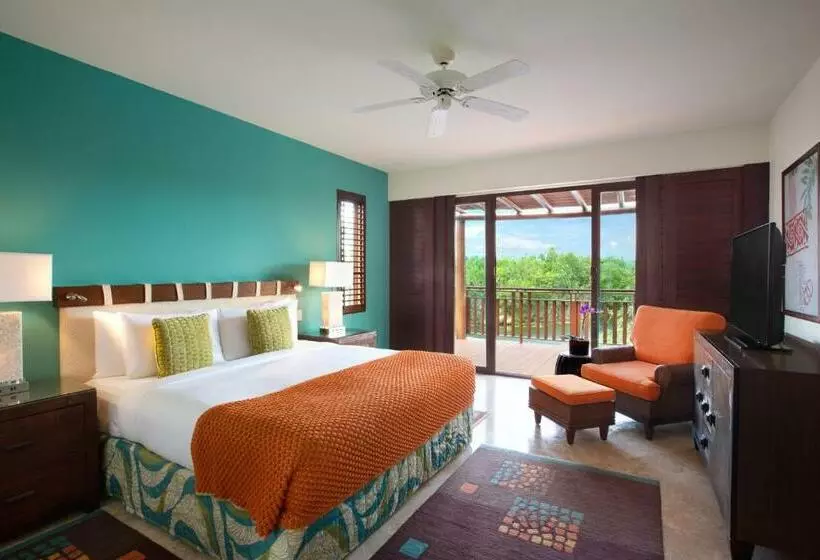 キングサイズベッドのスイートルーム, Fairmont Mayakoba