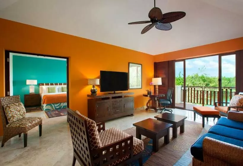 キングサイズベッドのスイートルーム, Fairmont Mayakoba