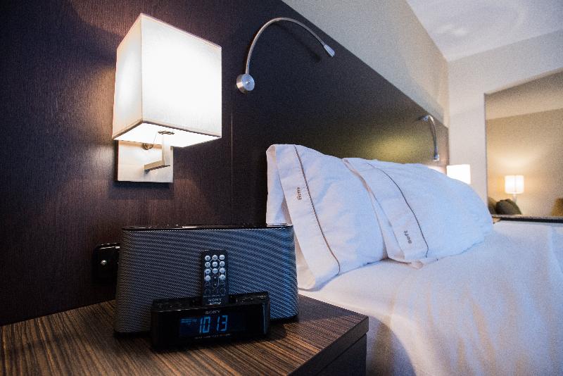 Номер Стандарт, Holiday Inn Express & Suites Topeka West I 70 Wanamaker, An Ihg