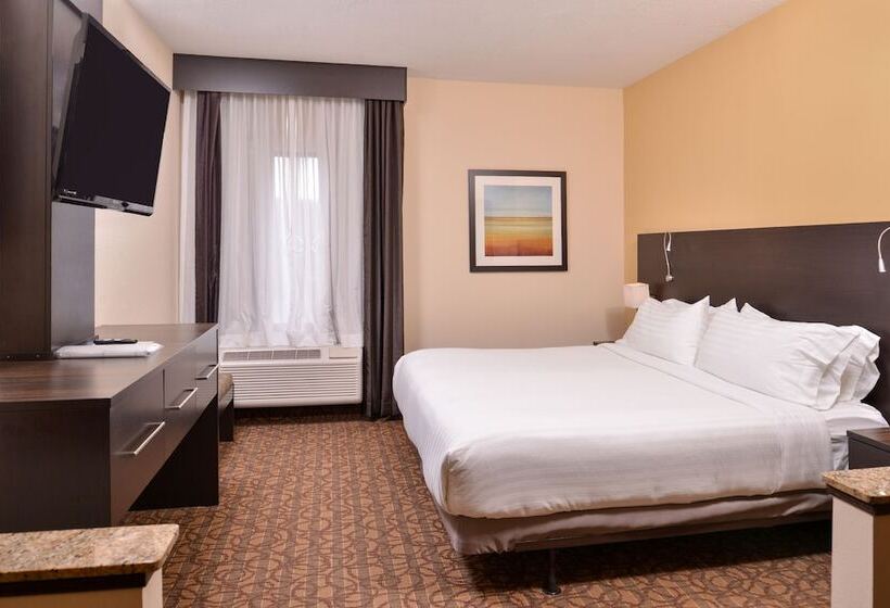 Номер Стандарт, Holiday Inn Express & Suites Topeka West I 70 Wanamaker, An Ihg