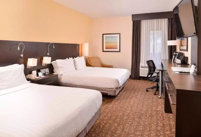身障者適用スタンダードルーム, Holiday Inn Express & Suites Topeka West I 70 Wanamaker, An Ihg