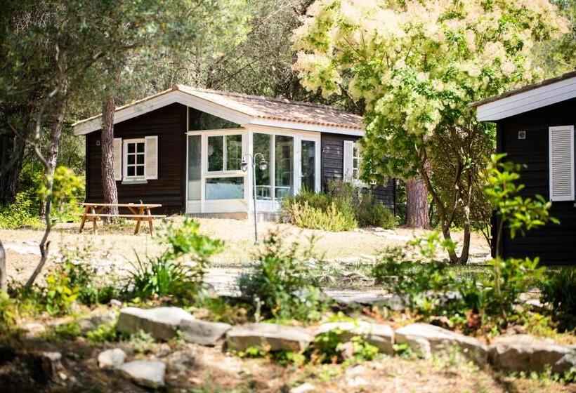 חדר קלאסי לארבעה, La Villa Vicha, The Originals Relais