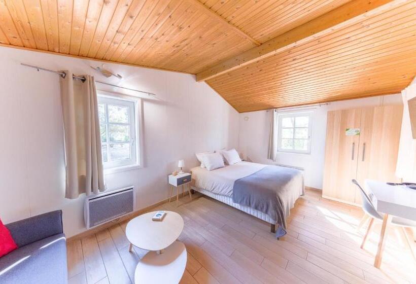 جناح, La Villa Vicha, The Originals Relais