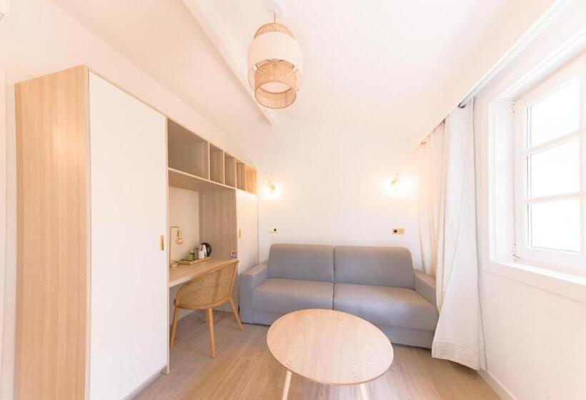 בקתת חדר, La Villa Vicha, The Originals Relais