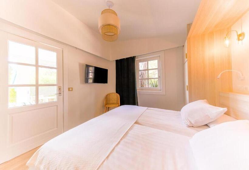 בקתת חדר, La Villa Vicha, The Originals Relais