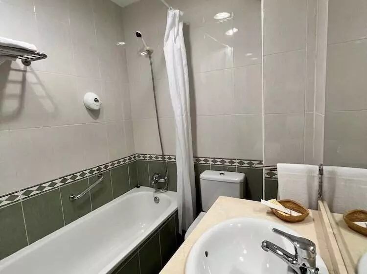 اتاق استاندارد, Las Tablas
