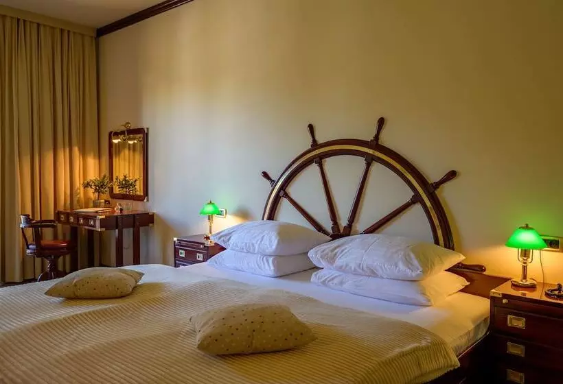 Standard-huone Puistonäkymä, Boutique Hotel Nautica   Spa & Wellness, Private Parking, Pet Friendly