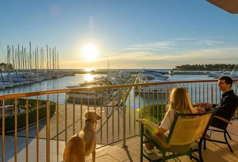 Juniorsviitti Merinäkymä, Boutique Hotel Nautica   Spa & Wellness, Private Parking, Pet Friendly