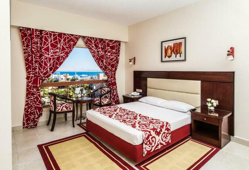 プールビュースタンダードルーム, Seagull Beach Resort  Families And Couples Only