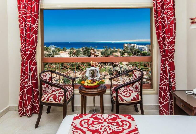 プールビュースタンダードルーム, Seagull Beach Resort  Families And Couples Only