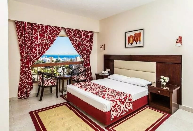 اتاق استاندارد با چشمانداز استخر, Seagull Beach Resort Families And Couples Only