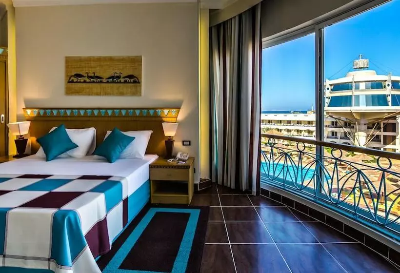 اتاق استاندارد با چشمانداز استخر, Seagull Beach Resort Families And Couples Only