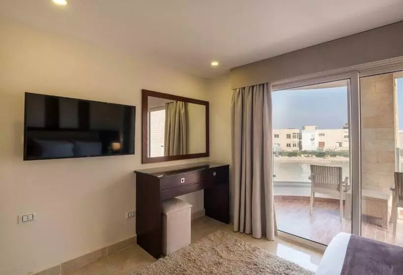 سوییت با چشمانداز دریا, Seagull Beach Resort Families And Couples Only