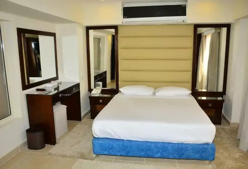 سوییت با چشمانداز دریا, Seagull Beach Resort Families And Couples Only