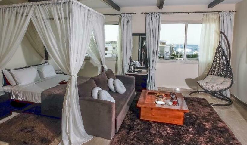 オーシャンビュースーペリアールーム, Seagull Beach Resort  Families And Couples Only