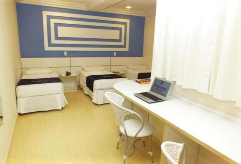 高级三人间, Terrazas