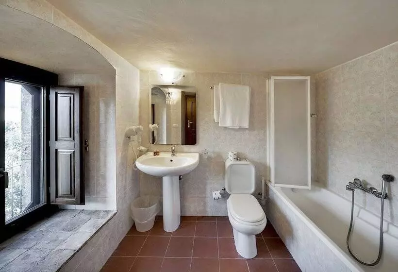 Basic-huone, Villa Giulia