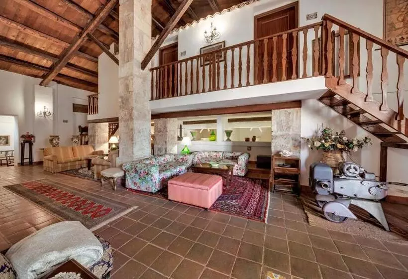 Classic-huone, Villa Giulia