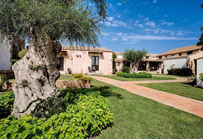 غرفة كلاسيكية ثلاثية, Villa Giulia