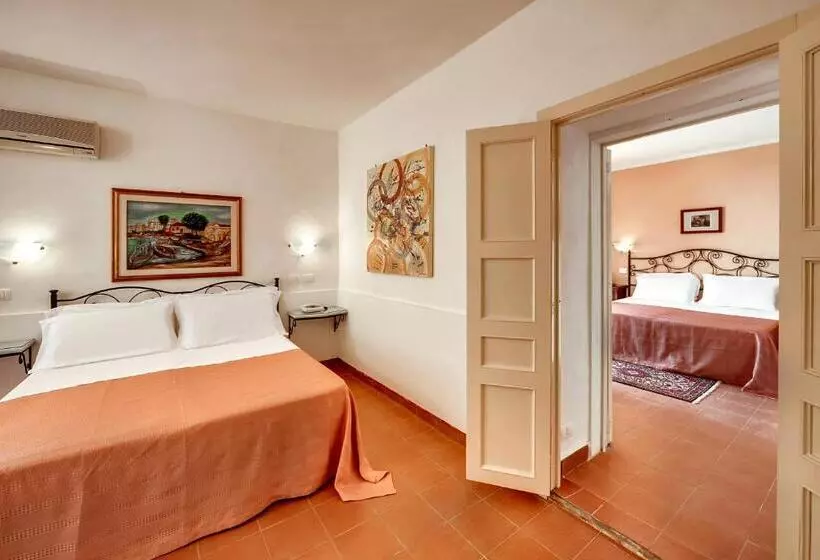 Classic Neljän Hengen Huone, Villa Giulia