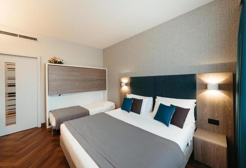 ファミリールーム, Motel Prestige