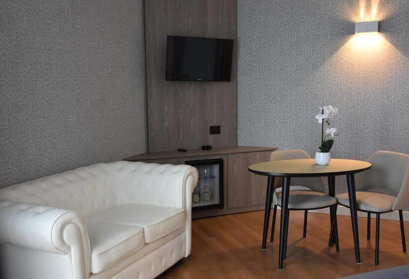 スーペリアールーム, Motel Prestige