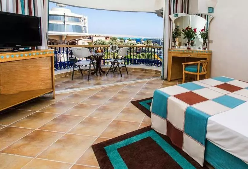 سوییت جونیور, Seagull Beach Resort Families And Couples Only