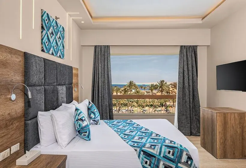 اتاق استاندارد با چشمانداز استخر, Seagull Beach Resort Families And Couples Only