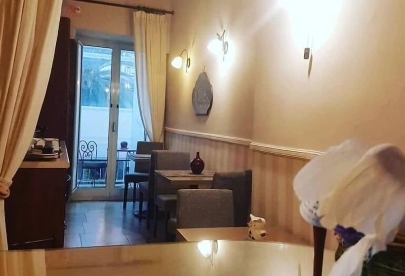 اتاق استاندارد سه نفره, B&b La Dimora Di Nettuno