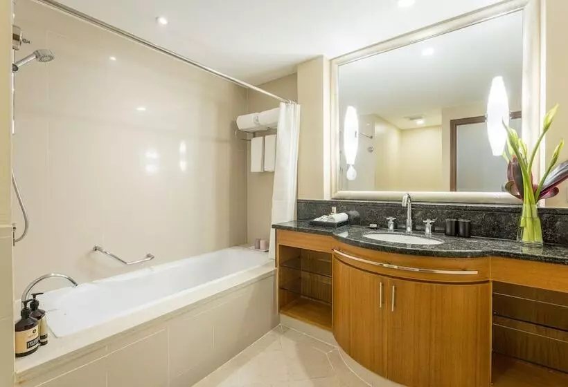 ２ベッドルームのエクゼクティブアパートメント, Ascott Sathorn Bangkok