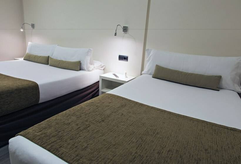 Номер Стандарт Трехместный, Bcn Urbaness Hotels Del Comte