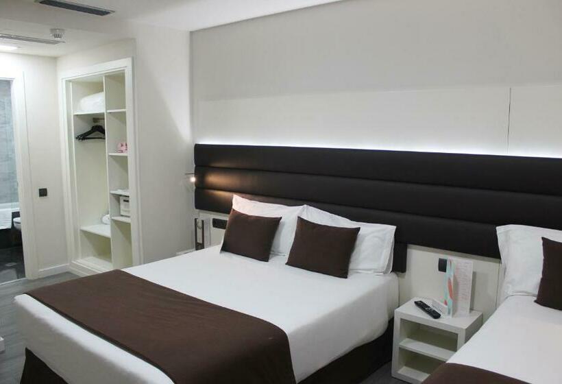 اتاق استاندارد سه نفره, Bcn Urbaness Hotels Del Comte