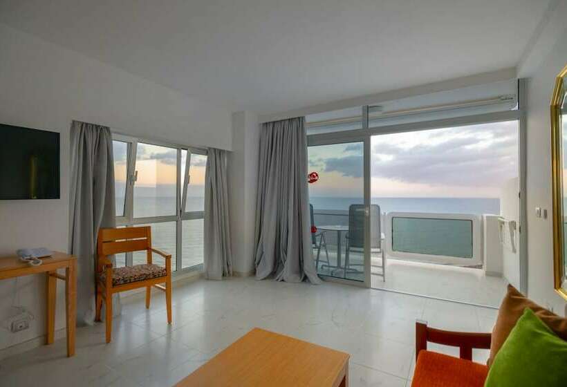 ジュニアスイート, Europalace