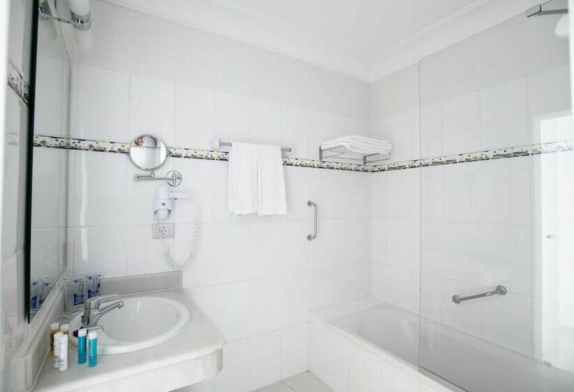 سوییت جونیور, Europalace