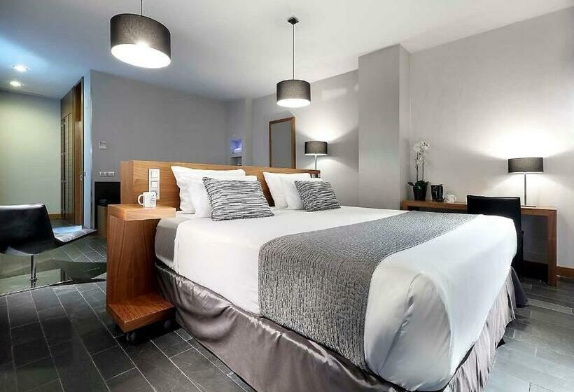 סוויטת ג'וניור, Eurostars Madrid Congress