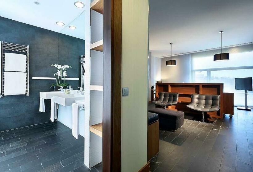 סוויטת ג'וניור, Eurostars Madrid Congress