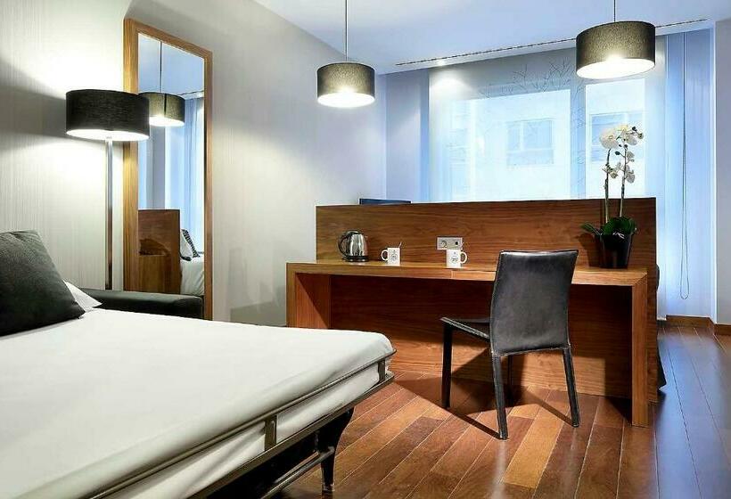 חדר סטנדרט לארבעה, Eurostars Madrid Congress