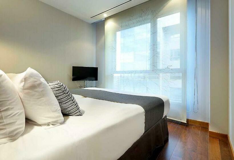 חדר סטנדרט לארבעה, Eurostars Madrid Congress