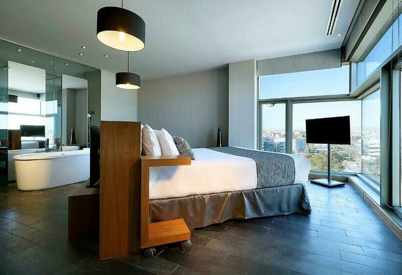 סוויטה, Eurostars Madrid Congress