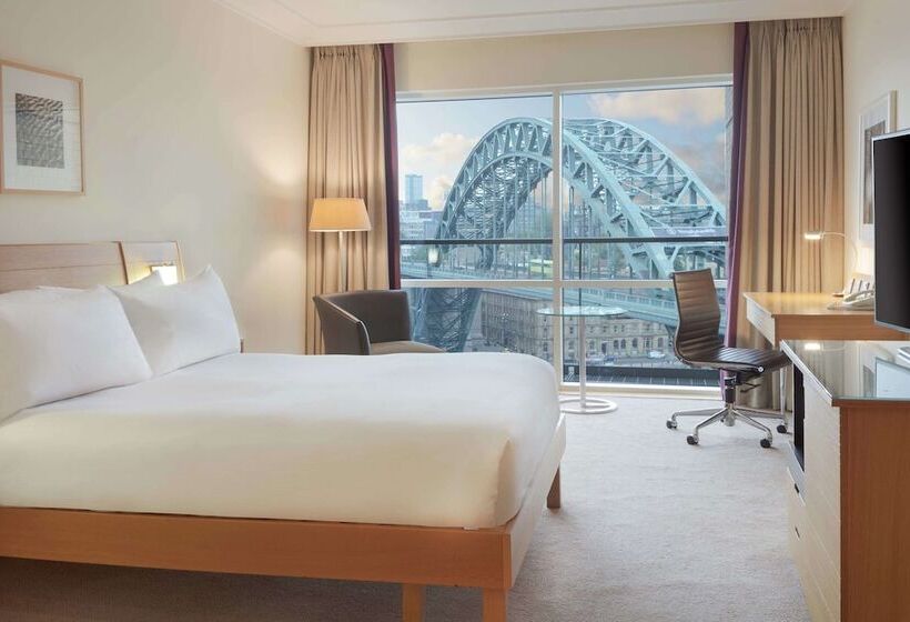 Номер Deluxe, Hilton Newcastle Gateshead