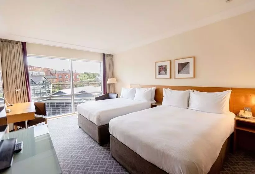 ２ダブルベッドのスタンダードルーム, Hilton Newcastle Gateshead