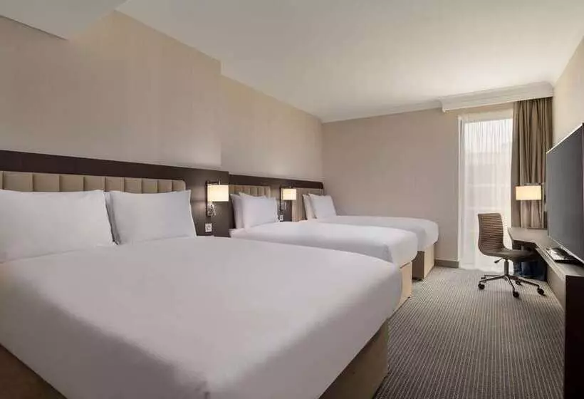 スタンダードルーム, Hilton Newcastle Gateshead