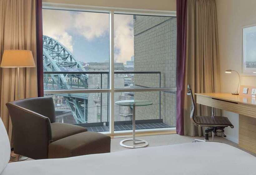 Номер Deluxe, Hilton Newcastle Gateshead