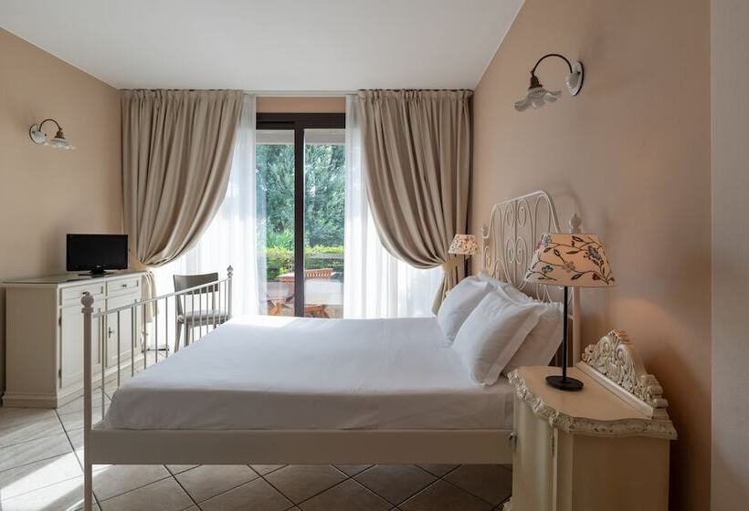 Студио Стандарт Вид на Сад, Il Sogno Apartments