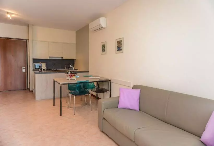Huoneisto 1 Makuuhuone Puutarhanäkymä, Il Sogno Apartments